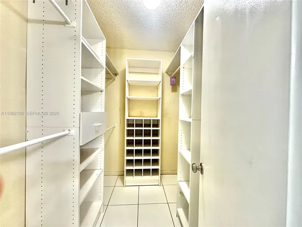 $2,350 | 5900 Southwest 127th Avenue, Unit 3113, Miami, FL 33183