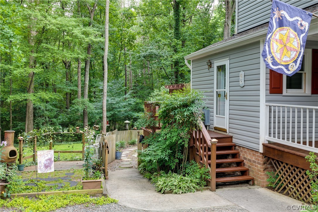 1136 Spirea Road North Chesterfield, VA 23236 - Photo 4 of 40 Gallery Image 4
