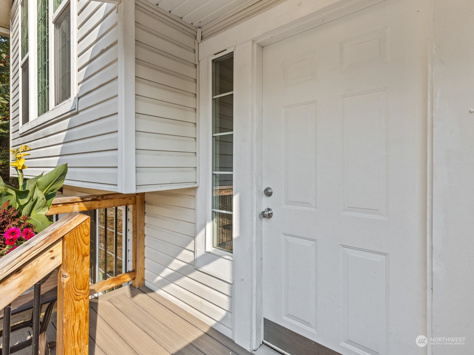 1219 196th Place Southeast Bothell, WA 98012 - Photo 3 of 29 Gallery Image 3