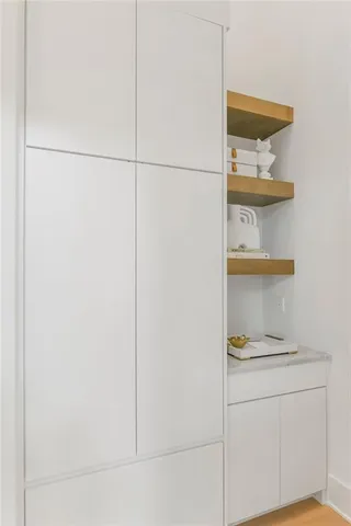 $2,100,000 | 11532 South Hollis Lane, Olathe, KS 66061