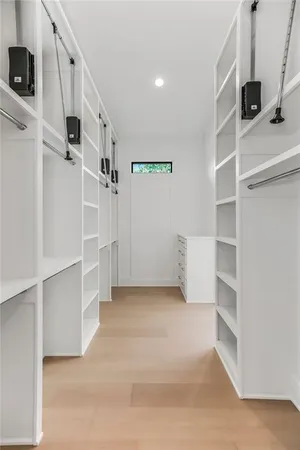 $2,100,000 | 11532 South Hollis Lane, Olathe, KS 66061