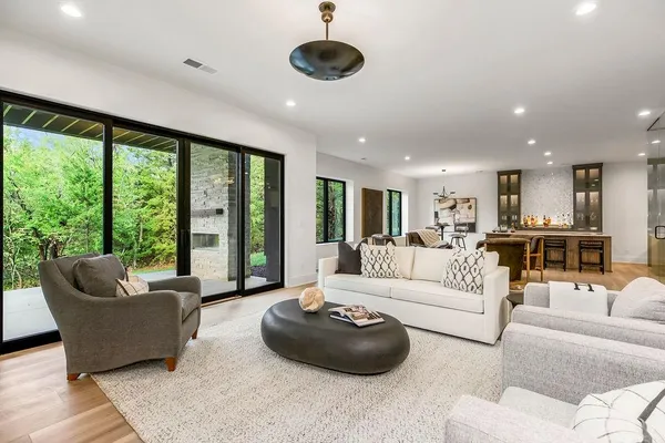 $2,100,000 | 11532 South Hollis Lane, Olathe, KS 66061