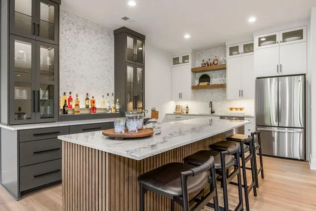 $2,100,000 | 11532 South Hollis Lane, Olathe, KS 66061