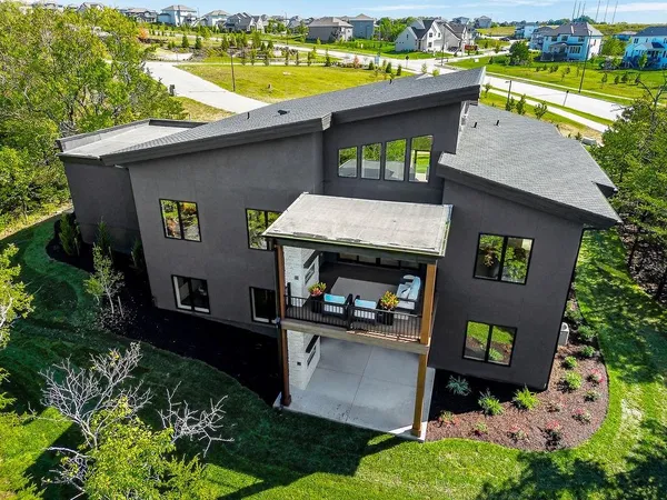 $2,100,000 | 11532 South Hollis Lane, Olathe, KS 66061