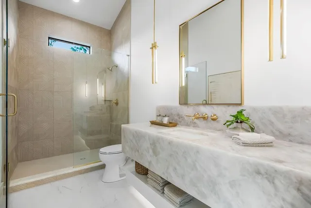 $2,100,000 | 11532 South Hollis Lane, Olathe, KS 66061