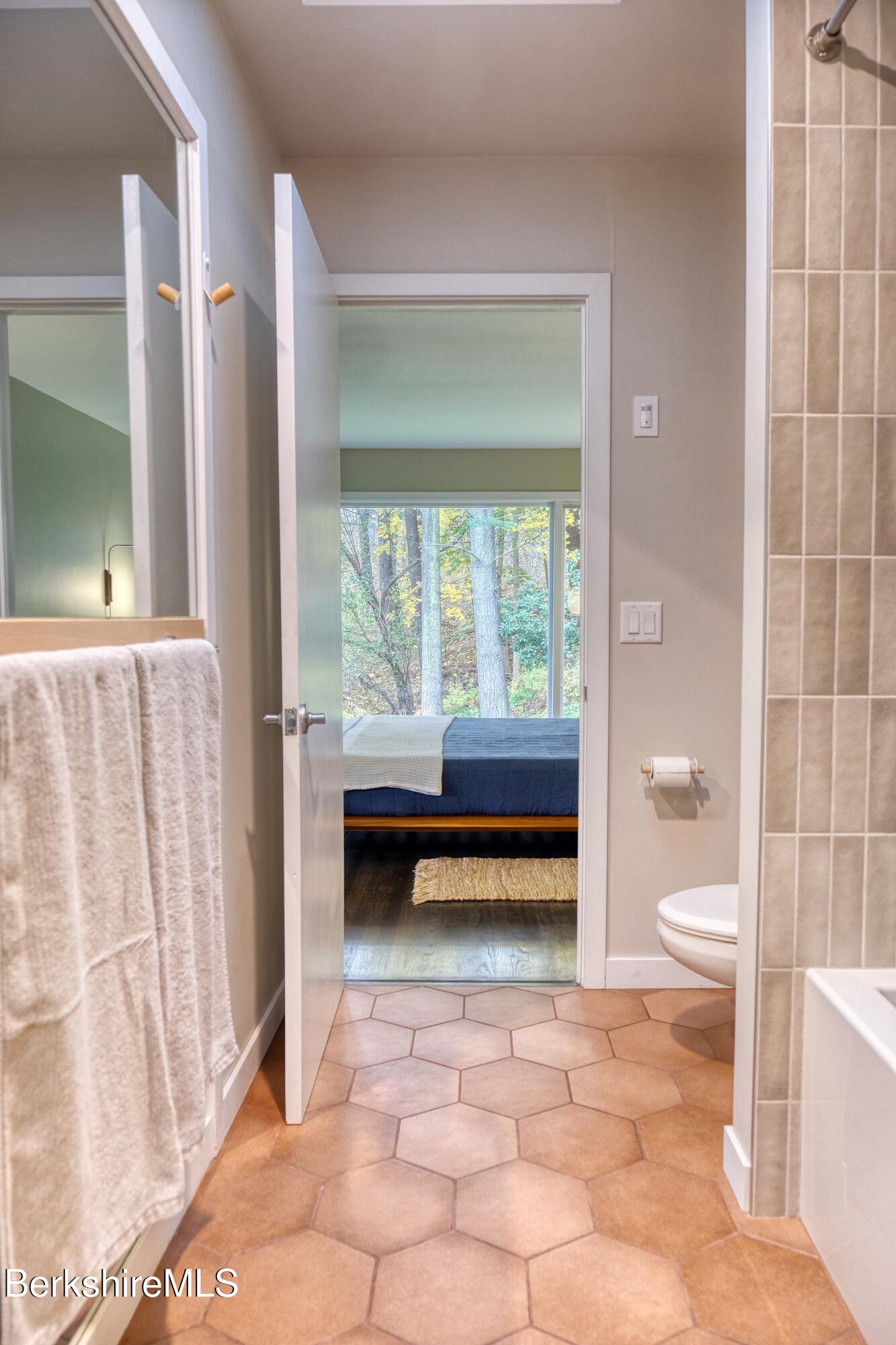 300 Syndicate Road Williamstown, MA 01267 - Photo 22 of 46 DSCF2548