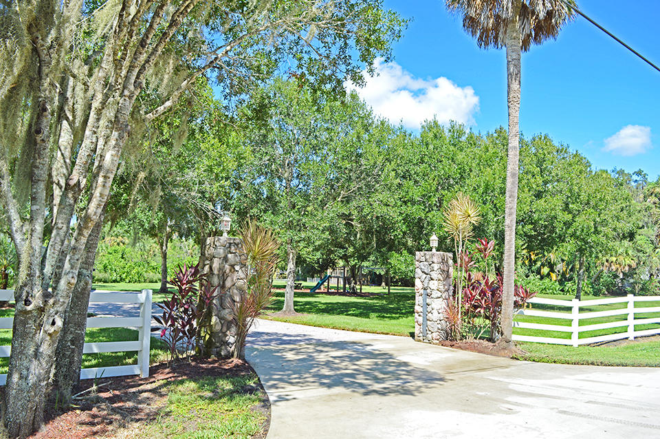 11298 Muller Road Fort Pierce, FL 34945 - Photo 74 of 85 DSC_0622