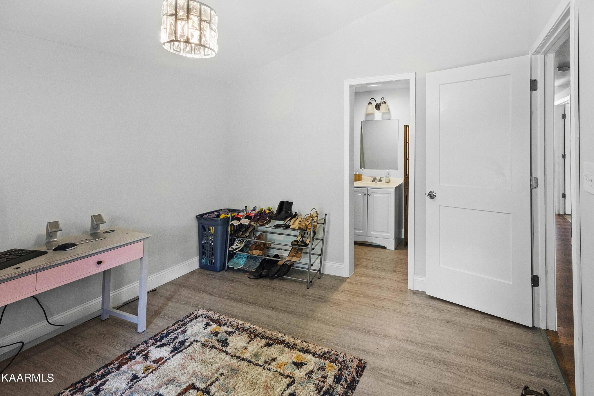 1000 Tarklin Valley Road Knoxville, TN 37920 - Photo 20 of 26 a bed room with a bed and a window