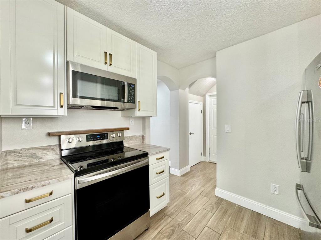 13014 Fennway Ridge Drive Riverview, FL 33579 - Photo 14 of 35