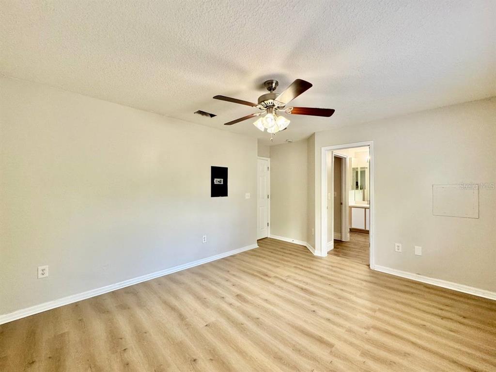 13014 Fennway Ridge Drive Riverview, FL 33579 - Photo 27 of 35