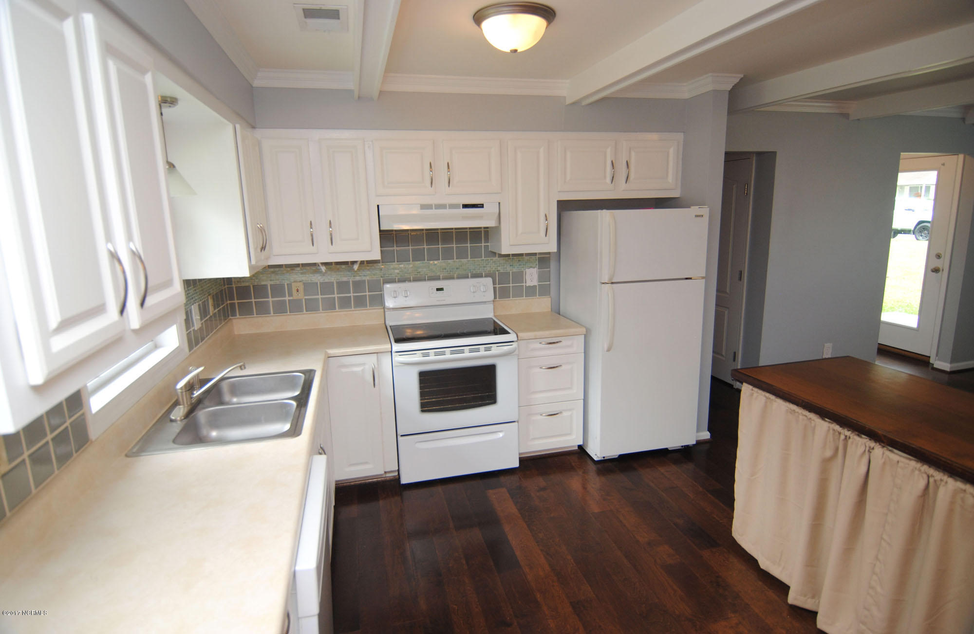 106 Caladan Road Castle Hayne, NC 28429 - Photo 11 of 26 DSC_3016