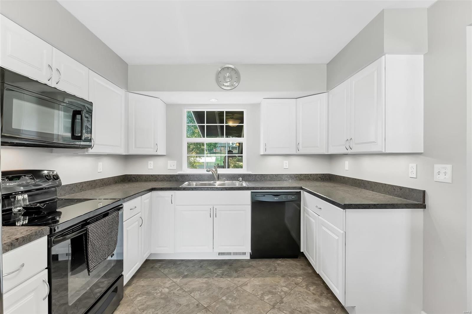 1160 Mueller Road St. Paul, MO 63366 - Photo 9 of 34 Gallery Image 9