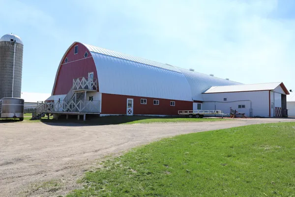 $2,989,000 | 2435 50th Avenue, Elk Mound, WI 54739