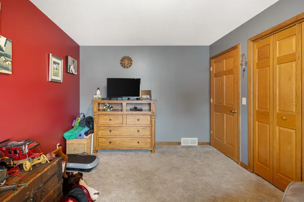 $2,989,000 | 2435 50th Avenue, Elk Mound, WI 54739