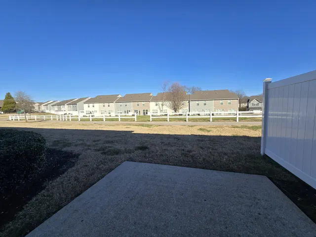 $1,800 | 1073 Somerset Springs Drive, Spring Hill, TN 37174