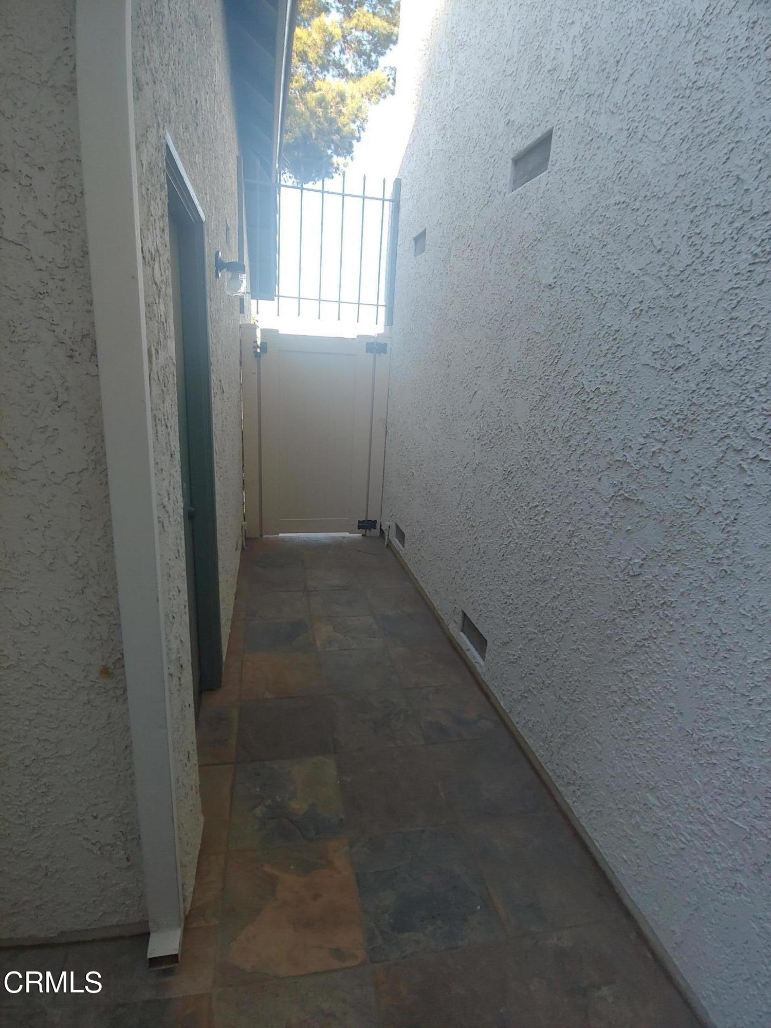 3454 Olds Road Oxnard, CA 93033 - Photo 26 of 41 Patio