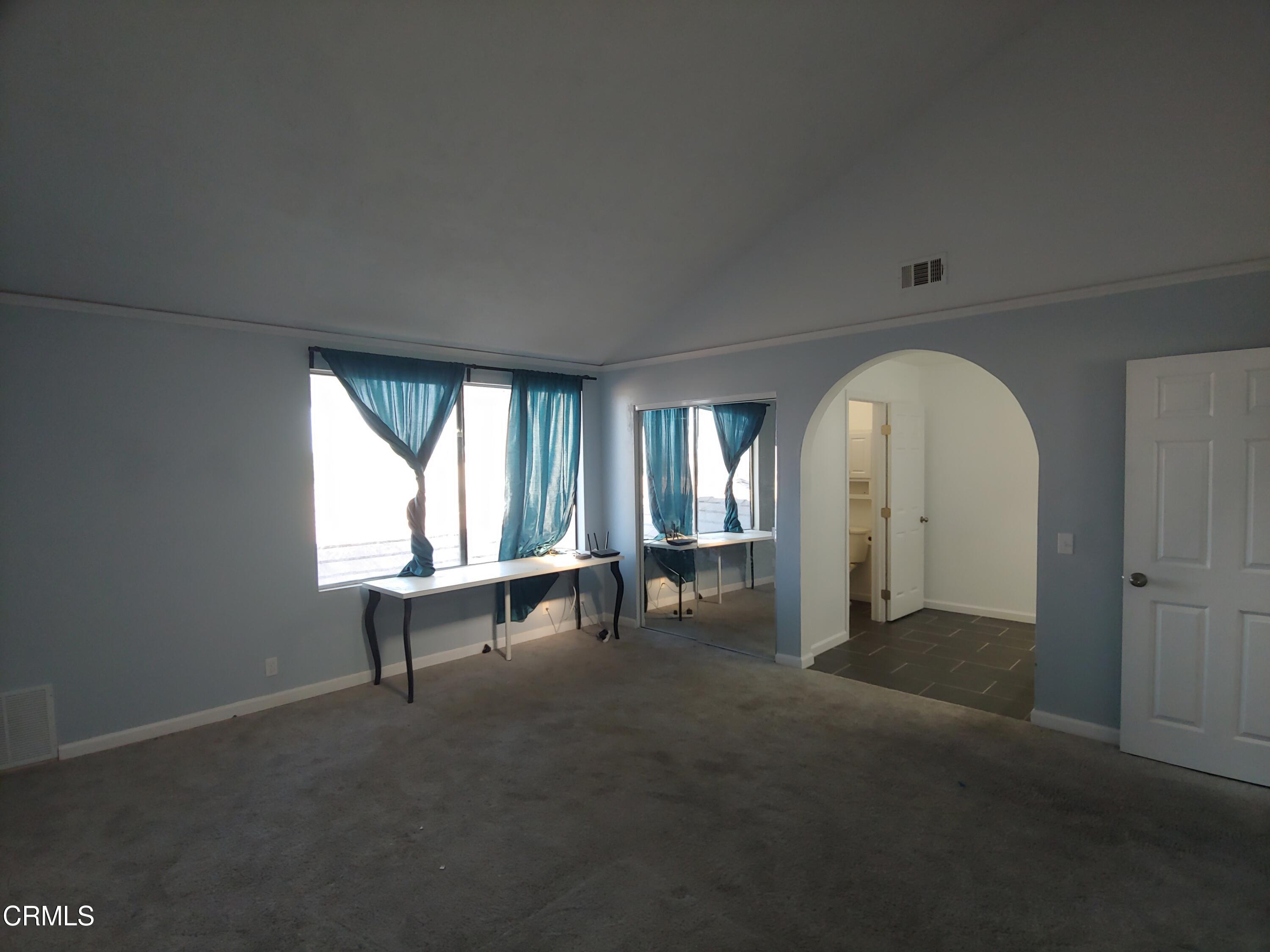 3454 Olds Road Oxnard, CA 93033 - Photo 34 of 41 Master Bedroom