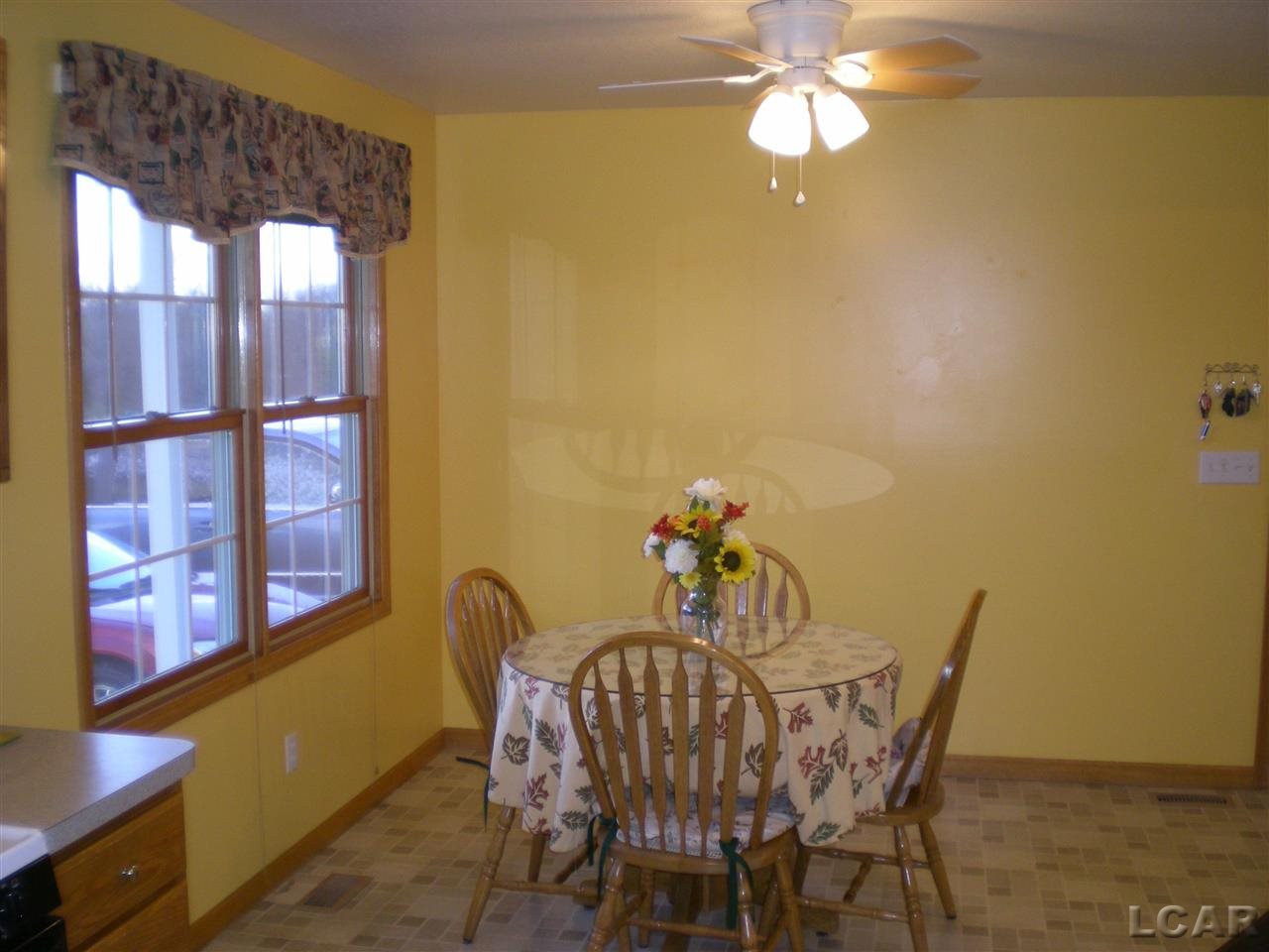 6061 Pocklington Road Britton, MI 49229 - Photo 5 of 8 31231867-4.JPG