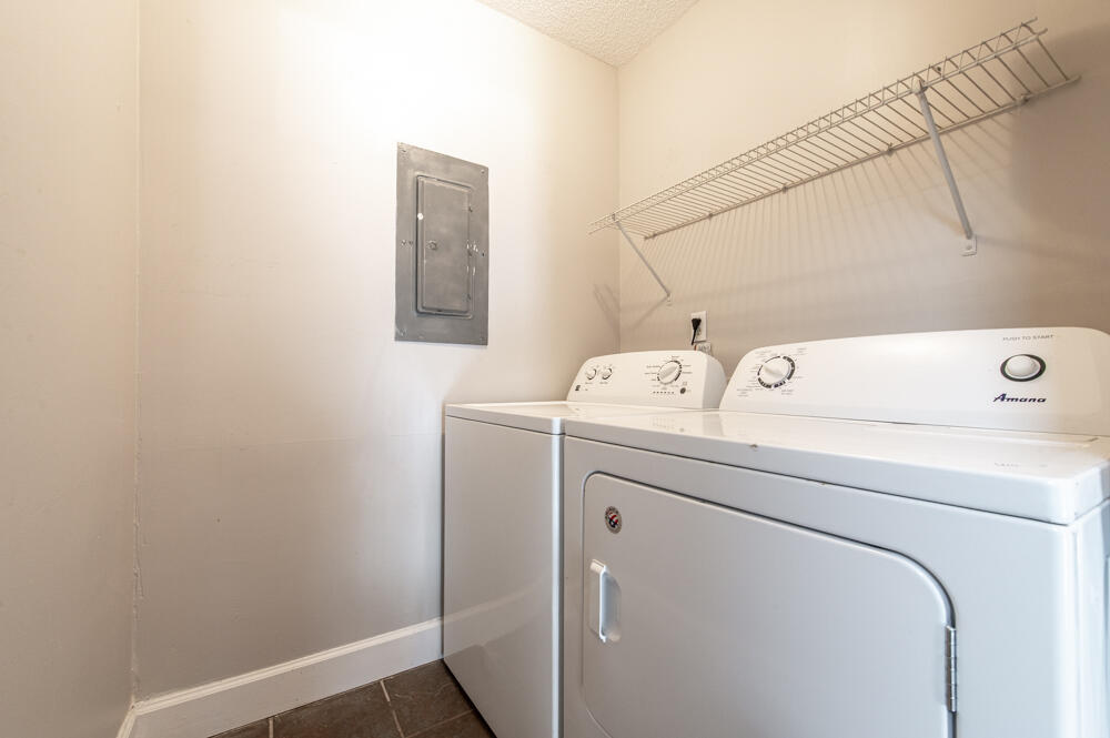 1017 Stevens Creek Road, Unit G185 Augusta, GA 30907 - Photo 13 of 21 Laundry Room!