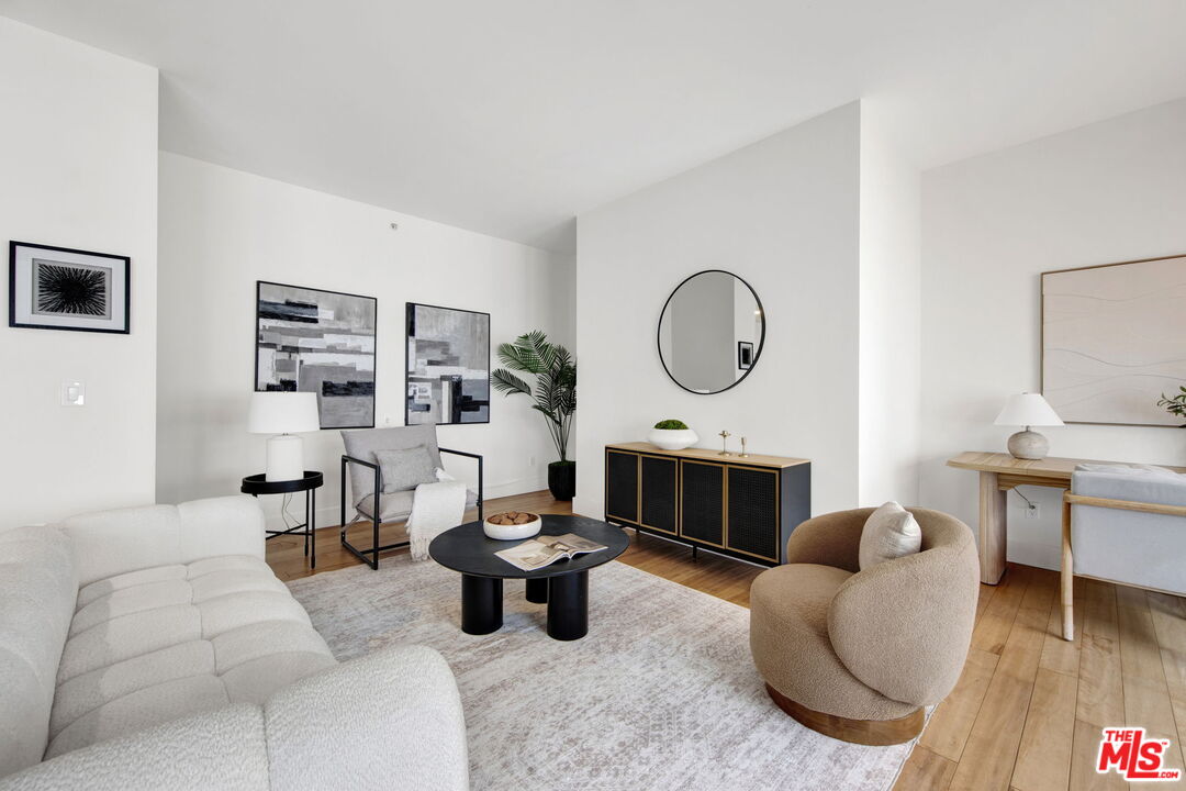 460 South Spring Street, Unit 1110 Los Angeles, CA 90013 - Photo 12 of 25