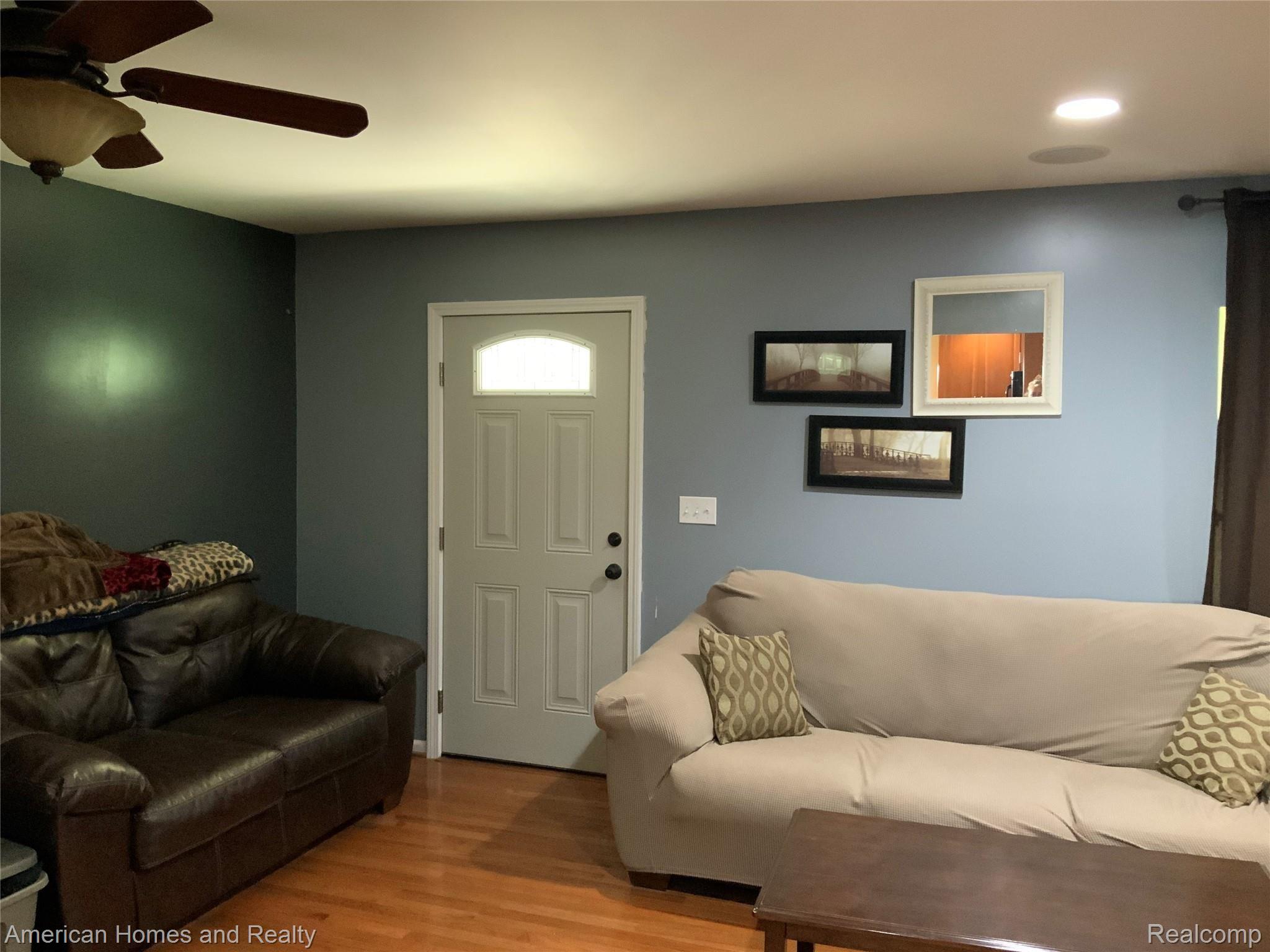 2045 Hasler Lake Road Lapeer, MI 48446 - Photo 14 of 35 325C1DD6-BE86-4FBA-9E45-48FBA72C1DCC.jpeg