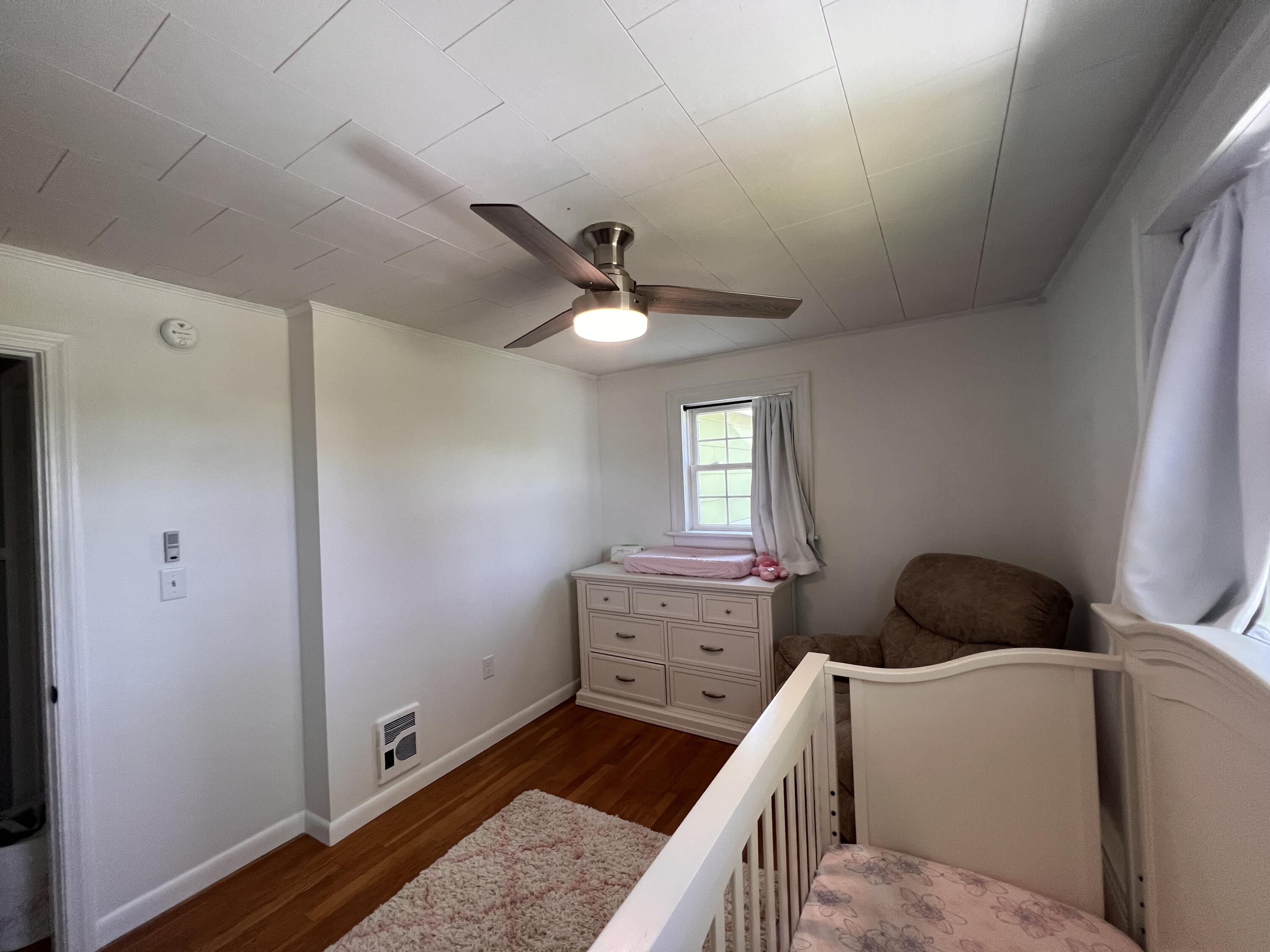 20 Highview Terrace Bangor, ME 04401 - Photo 28 of 62 Bedroom 3