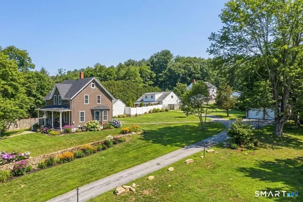 view of city and mountain view