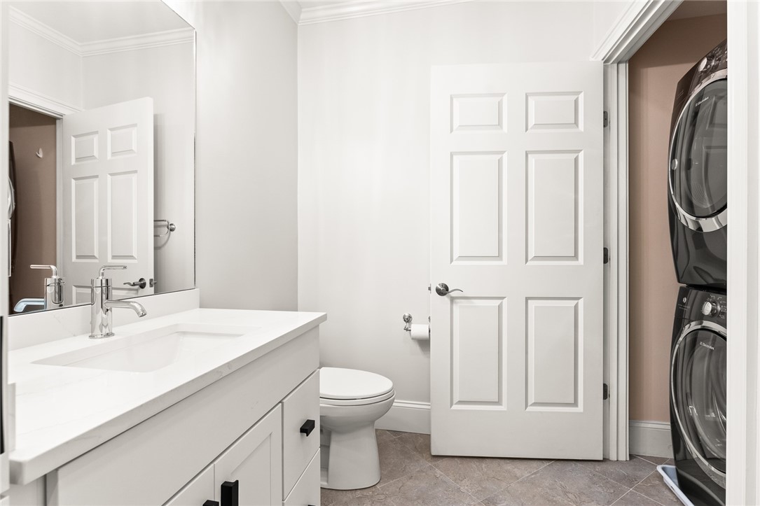 5 Compass Way, Unit C102 Westerly, RI 02891 - Photo 11 of 21 Laundry / bathroom