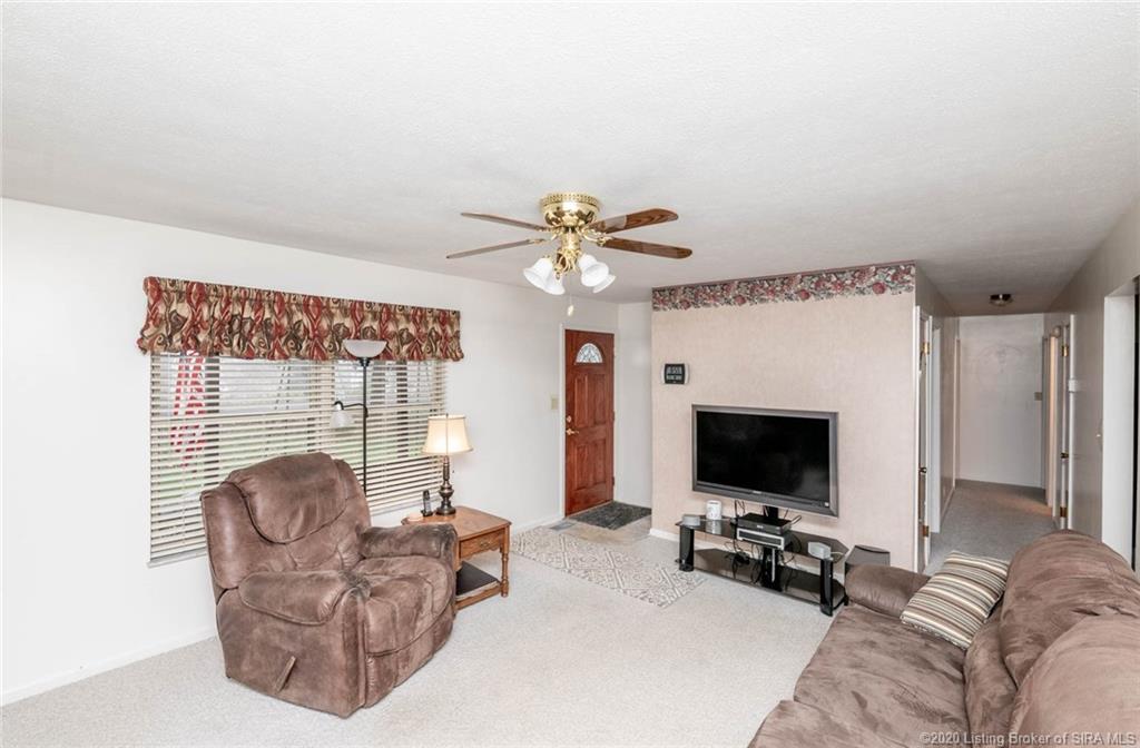 4522 Quarry Road New Albany, IN 47150 - Photo 11 of 60