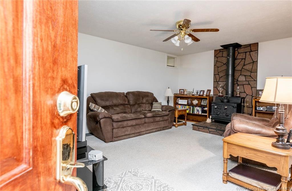 4522 Quarry Road New Albany, IN 47150 - Photo 9 of 60