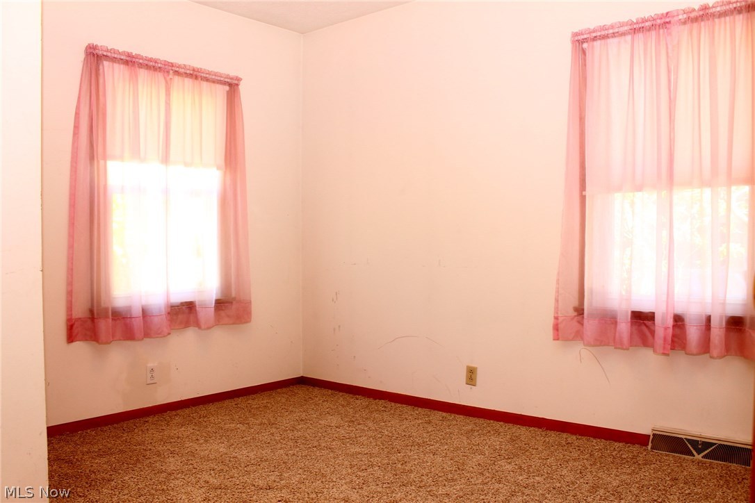 884 Howland Wilson Road Southeast Warren, OH 44484 - Photo 28 of 32 Gallery Image 28