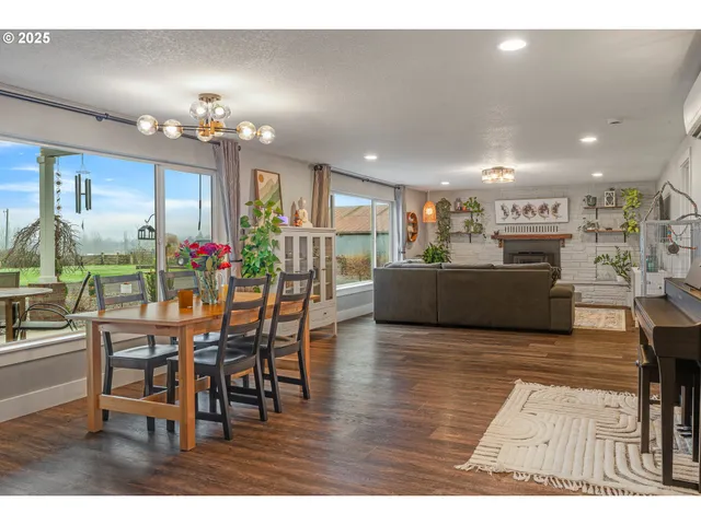 $675,000 | 17006 Northeast 182nd Avenue, Brush Prairie, WA 98606