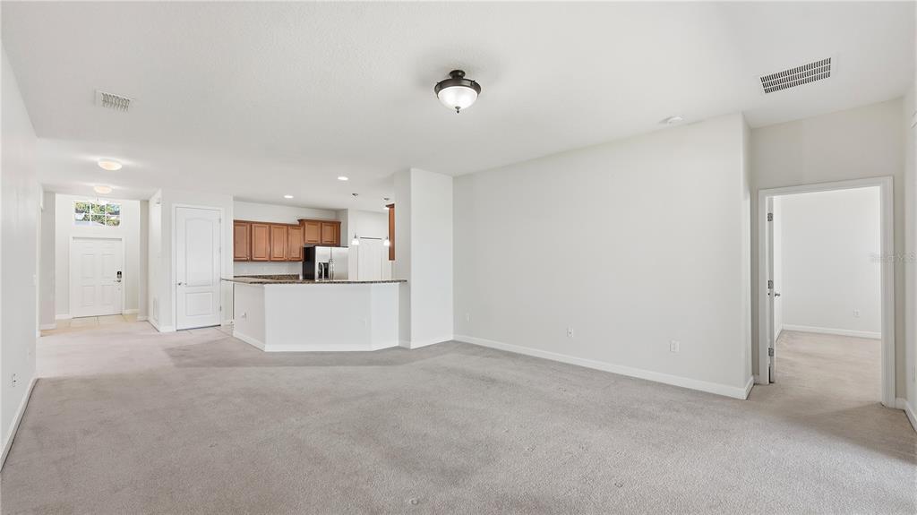 2217 Crosston Circle Orlando, FL 32824 - Photo 3 of 31