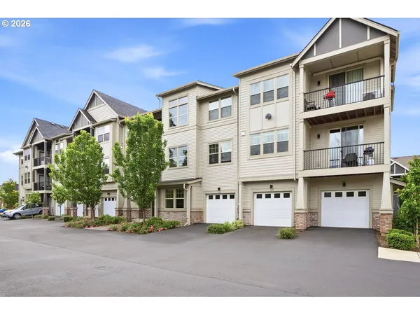 $285,000 | 17126 Southwest Snowdale Street, Unit 208, Beaverton, OR 97007
