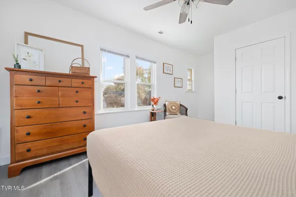 $329,000 | 722-724 Holston Street, Unit 28, Kingsport, TN 37660