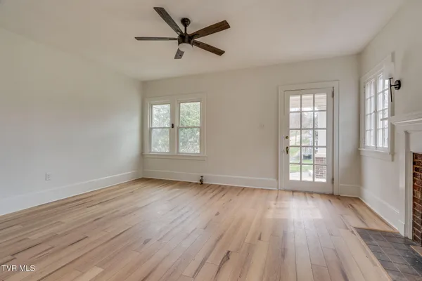 $329,000 | 722-724 Holston Street, Unit 28, Kingsport, TN 37660