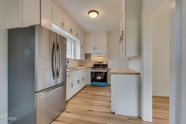 $329,000 | 722-724 Holston Street, Unit 28, Kingsport, TN 37660