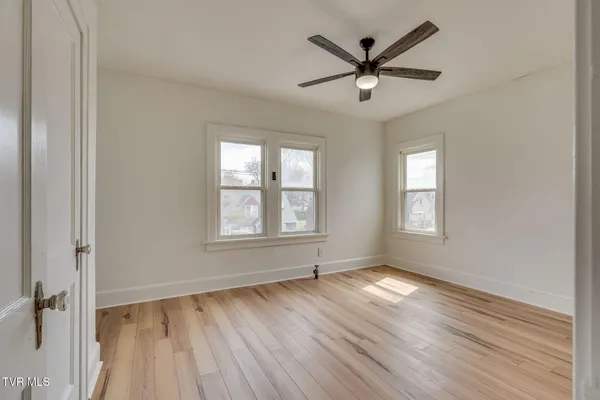 $329,000 | 722-724 Holston Street, Unit 28, Kingsport, TN 37660