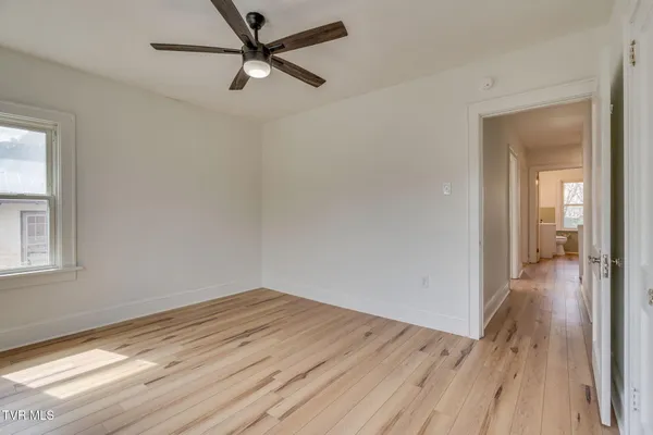 $329,000 | 722-724 Holston Street, Unit 28, Kingsport, TN 37660