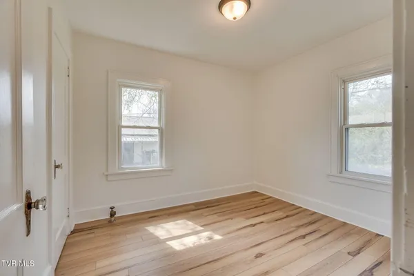 $329,000 | 722-724 Holston Street, Unit 28, Kingsport, TN 37660