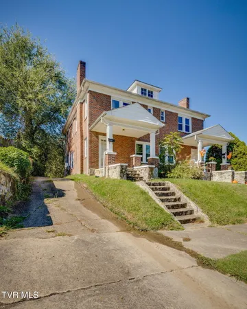 $329,000 | 722-724 Holston Street, Unit 28, Kingsport, TN 37660