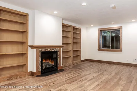 $2,390,000 | 1905 Beaver Drive, Alta, WY 83414