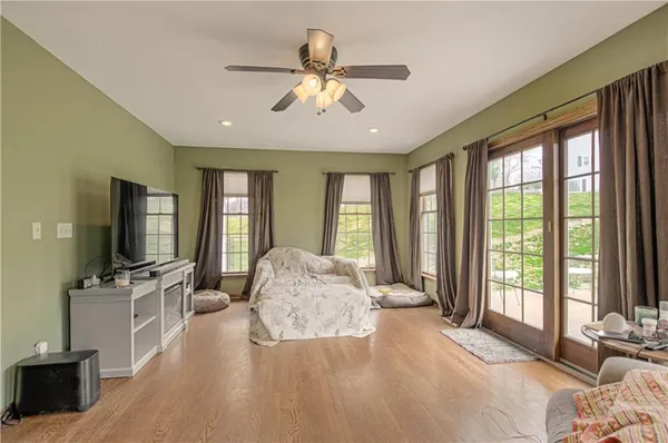 $310,000 | 58 Lakeview Drive, Lexington, MO 64067