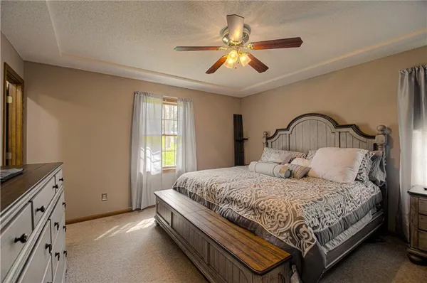 $310,000 | 58 Lakeview Drive, Lexington, MO 64067