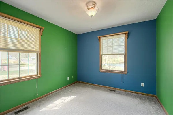 $310,000 | 58 Lakeview Drive, Lexington, MO 64067