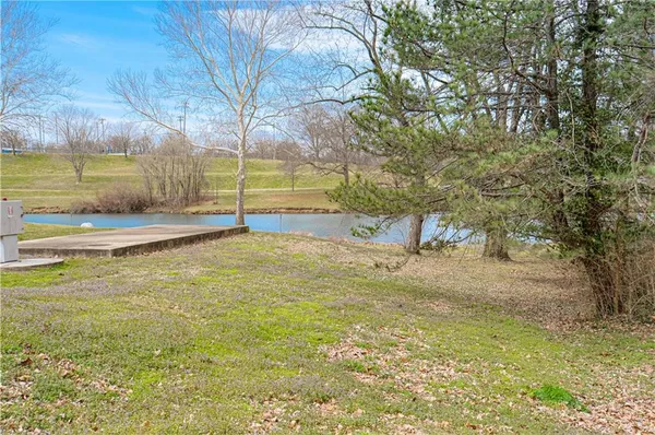 $310,000 | 58 Lakeview Drive, Lexington, MO 64067