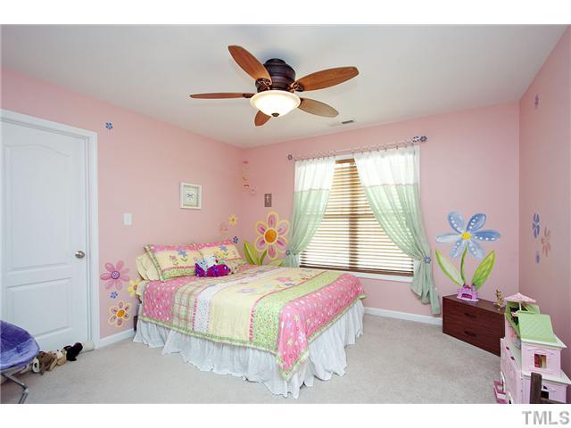 3913 Patriot Ridge Court Raleigh, NC 27610 - Photo 11 of 14 Gallery Image 11