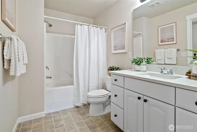 $500,000 | 3467 Simmons Mill Court Southwest, Unit B, Olympia, WA 98512