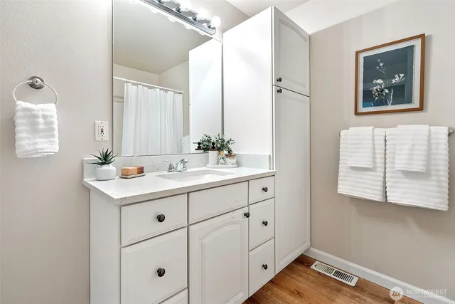 $500,000 | 3467 Simmons Mill Court Southwest, Unit B, Olympia, WA 98512