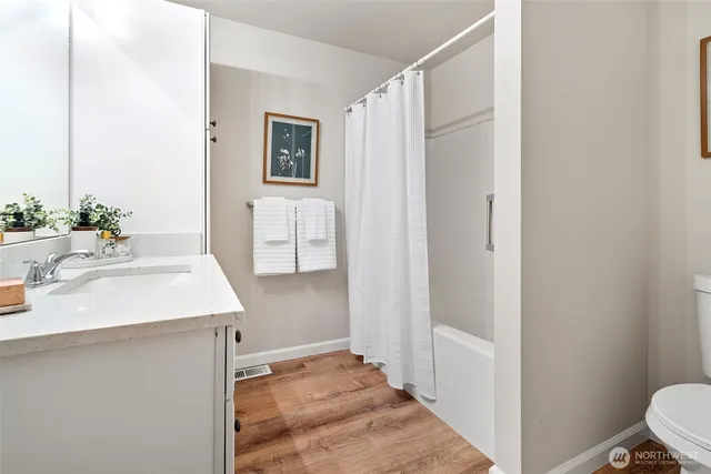 $500,000 | 3467 Simmons Mill Court Southwest, Unit B, Olympia, WA 98512